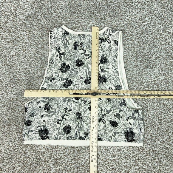 Lululemon Tank Top Womens Medium White Floral Open Cropped Yoga Gym Athletic - Picture 4 of 6